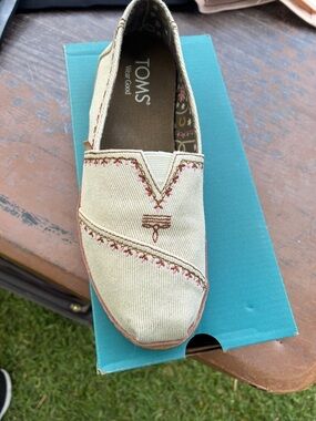 TOMS Beige Canvas Slip-On with Pink Stitching